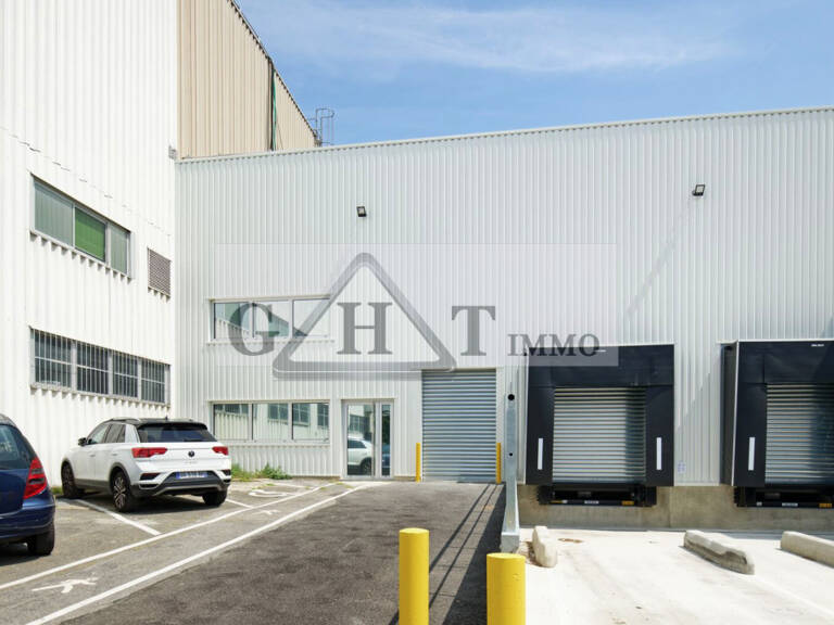 ENTREPOT LOGISTIQUE 1530M² A LOUER ROSNY — photo 1