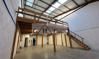 Local industriel  330 m² à louer à Évry-Courcouronnes (91000)