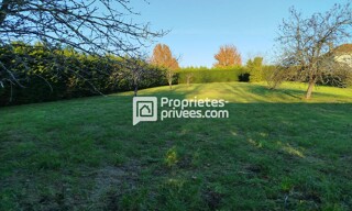 Terrain  2450 m² à vendre à Lisle (24350)