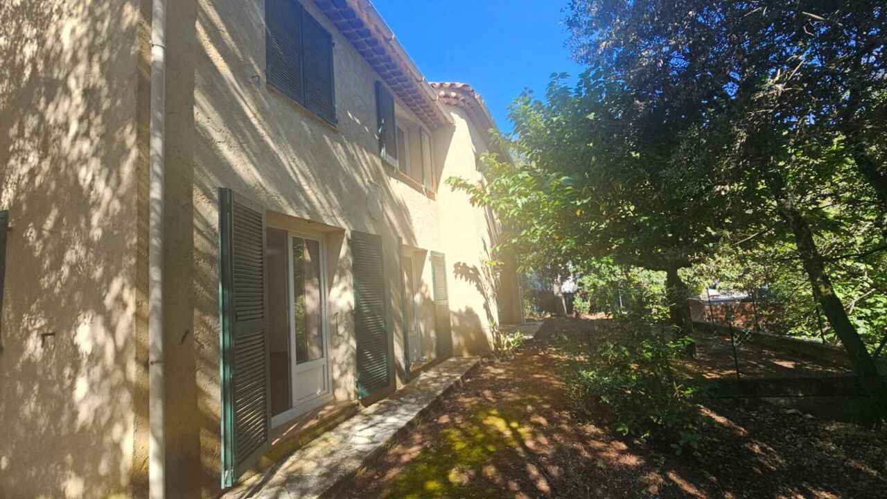 maison 4 pièces 110 m2 à vendre à Taradeau (83460)