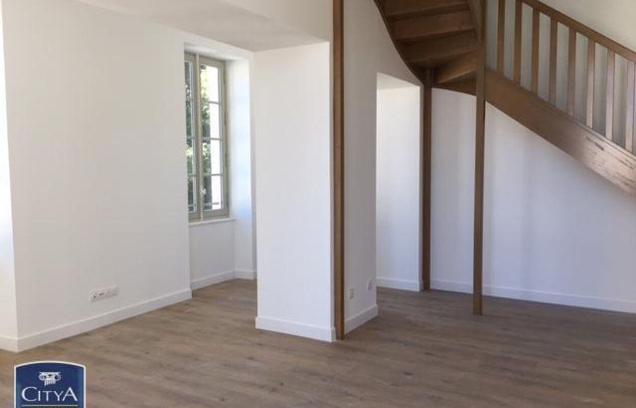 appartement 4 pièces 92 m2 à louer à Poitiers (86000)