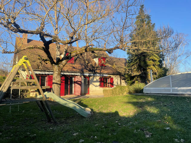 GRANDE MAISON FAMILIALE 5 MINUTES DE SENS — photo du bien