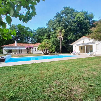 Maison 6 pièces 774560 €