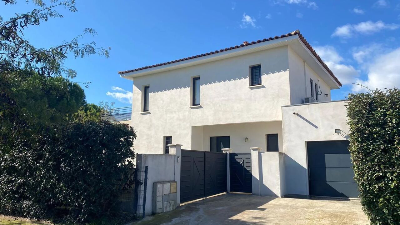 maison 6 pièces 145 m2 à vendre à Aimargues (30470)