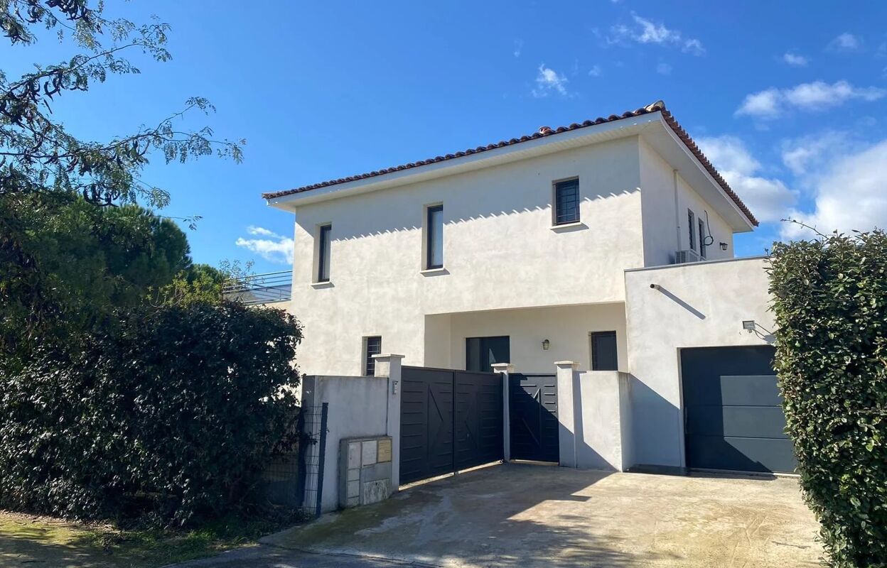 maison 6 pièces 145 m2 à vendre à Aimargues (30470)