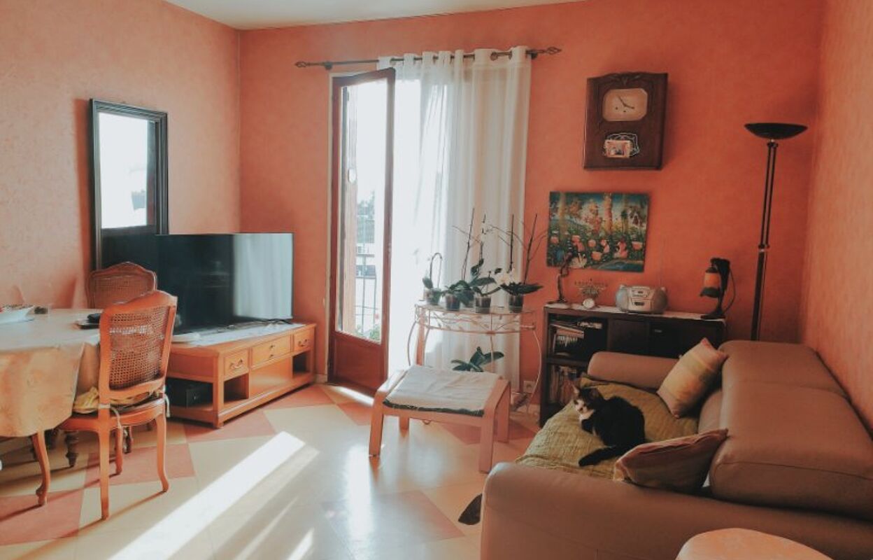 appartement 3 pièces 68 m2 à vendre à Pontault-Combault (77340)