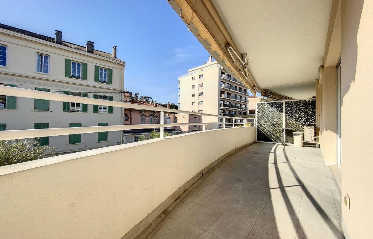 appartement 3 pièces 70 m2 à vendre à Cannes (06400)