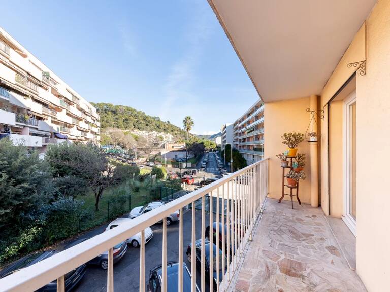 Ariane grand 3 pièces avec balcon, terrasse. — photo 1