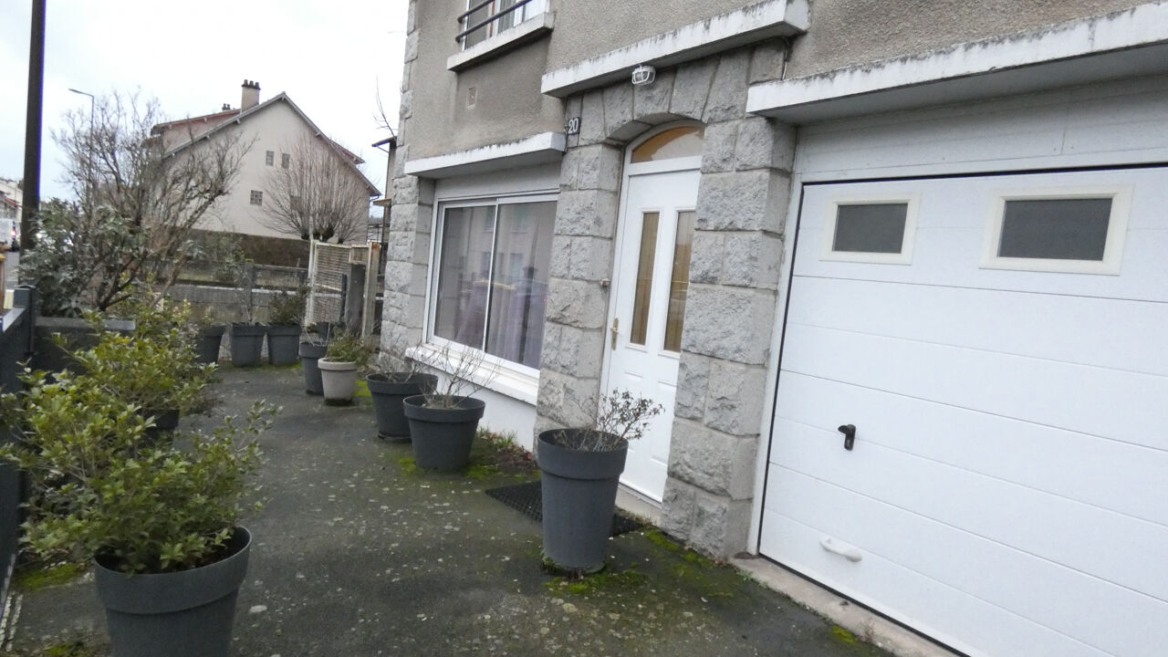 maison 6 pièces 191 m2 à vendre à Aurillac (15000)