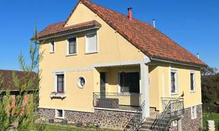 Maison 7 Pièces 100 m² à vendre à Saint-Santin-de-Maurs (15600)