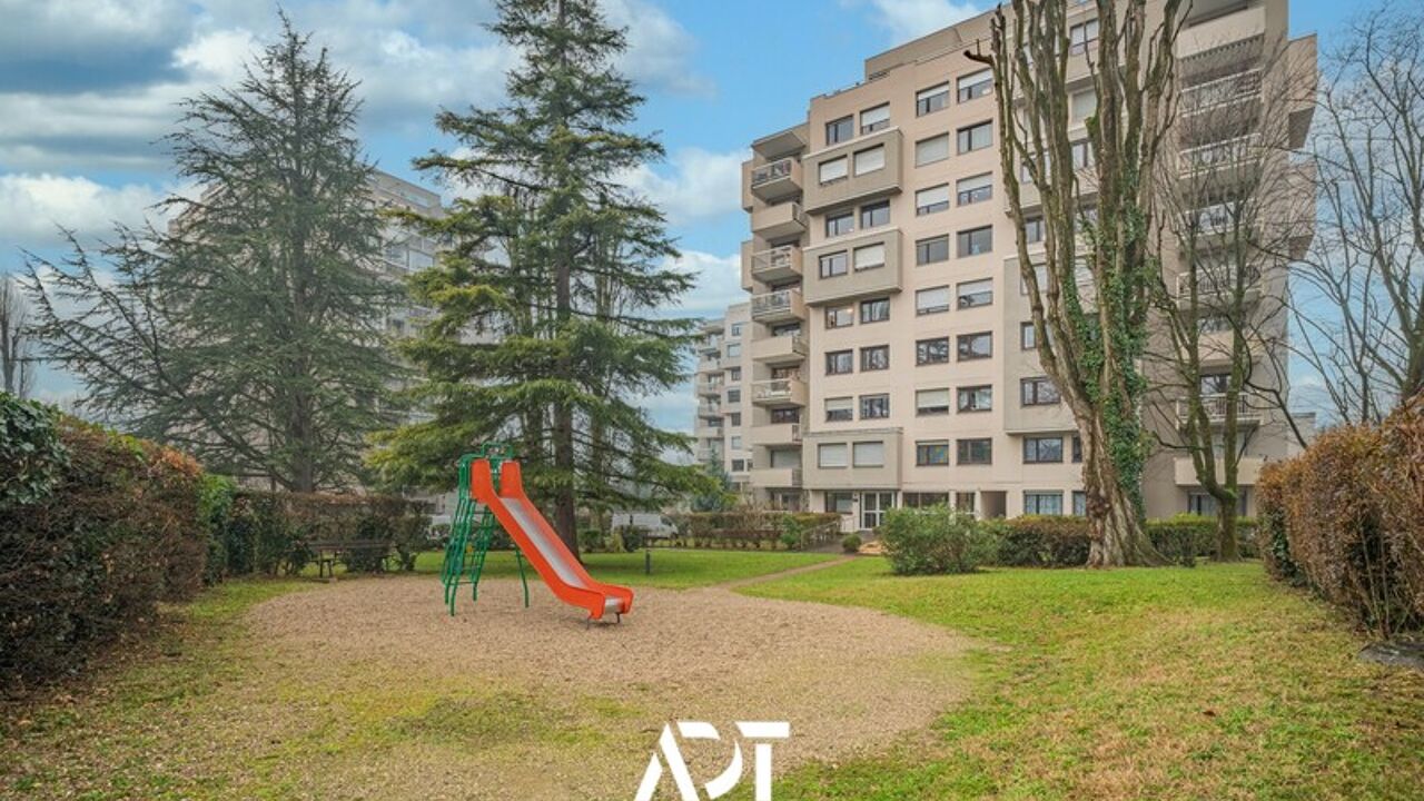 appartement 4 pièces 81 m2 à vendre à Meylan (38240)