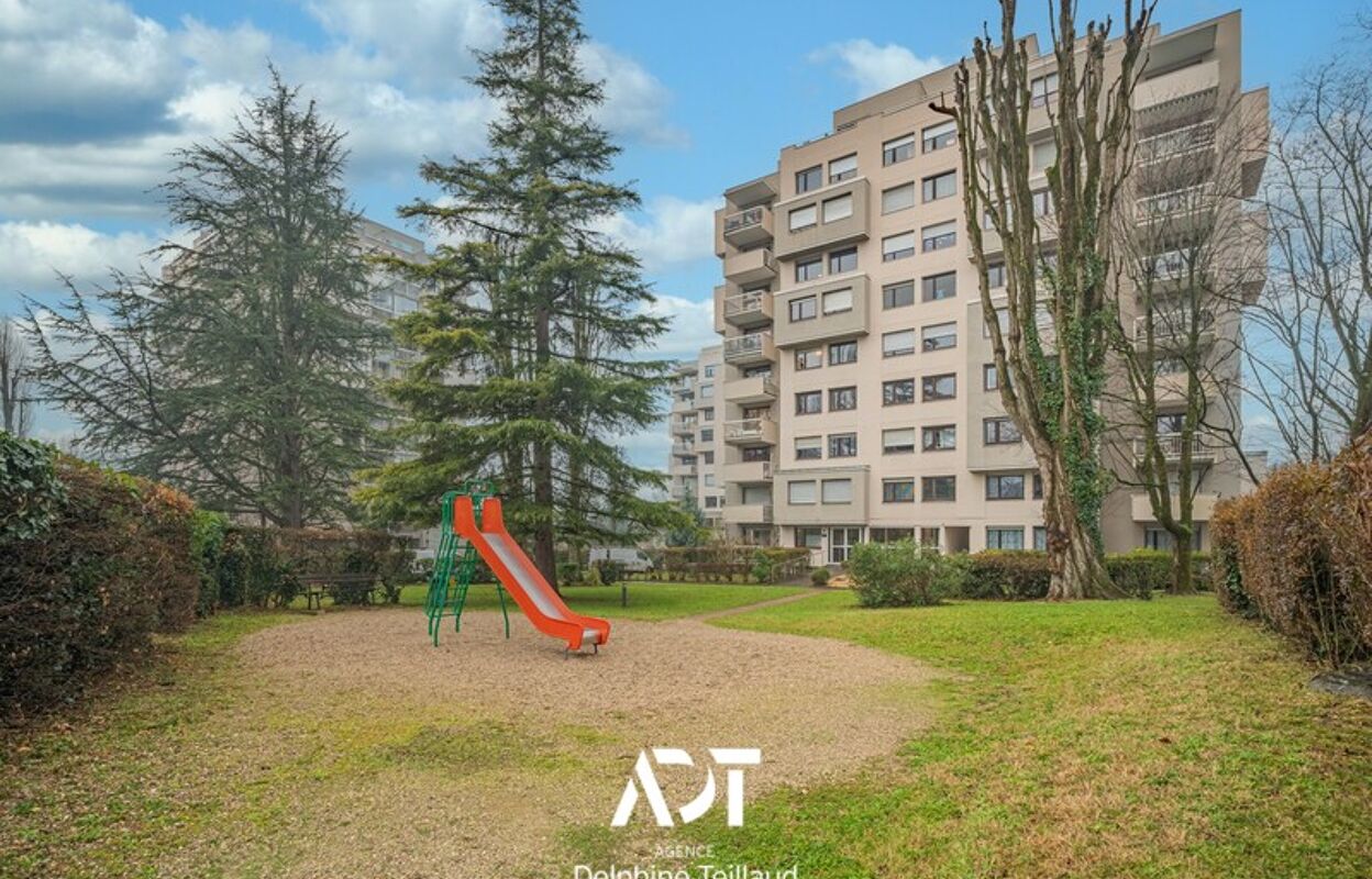 appartement 4 pièces 81 m2 à vendre à Meylan (38240)