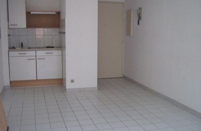 location appartement 540 € CC /mois à proximité de Florensac (34510)