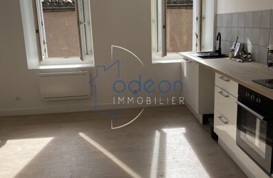 location appartement 460 € CC /mois à proximité de Floure (11800)