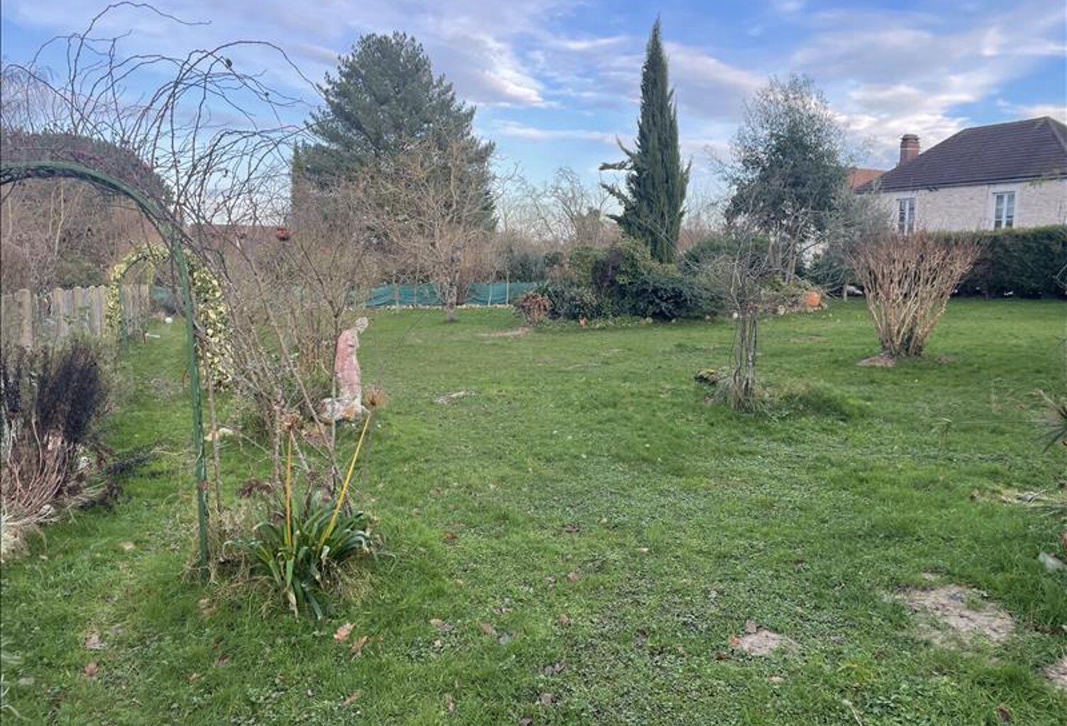 Vente terrain  1000 m² Goupillières (78770) — photo 1