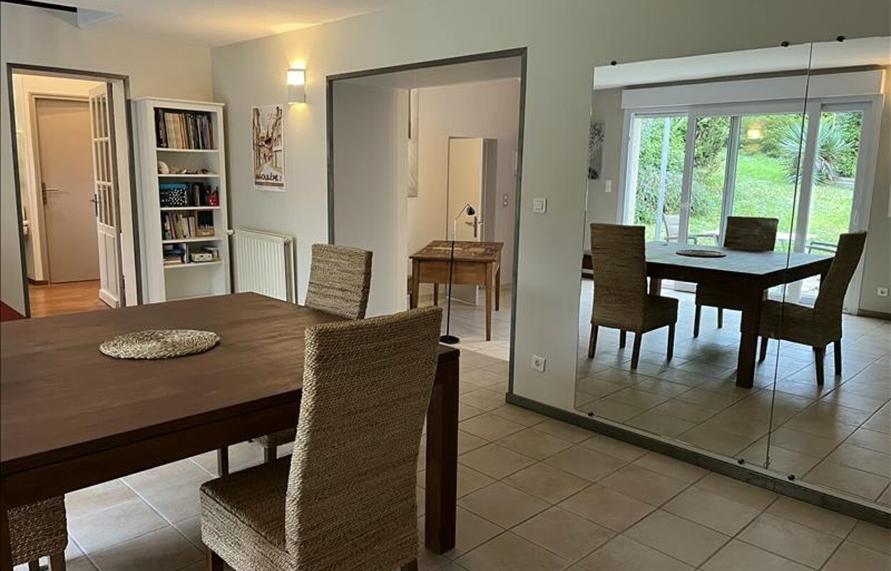 maison 4 pièces 106 m2 à vendre à Ruelle-sur-Touvre (16600)