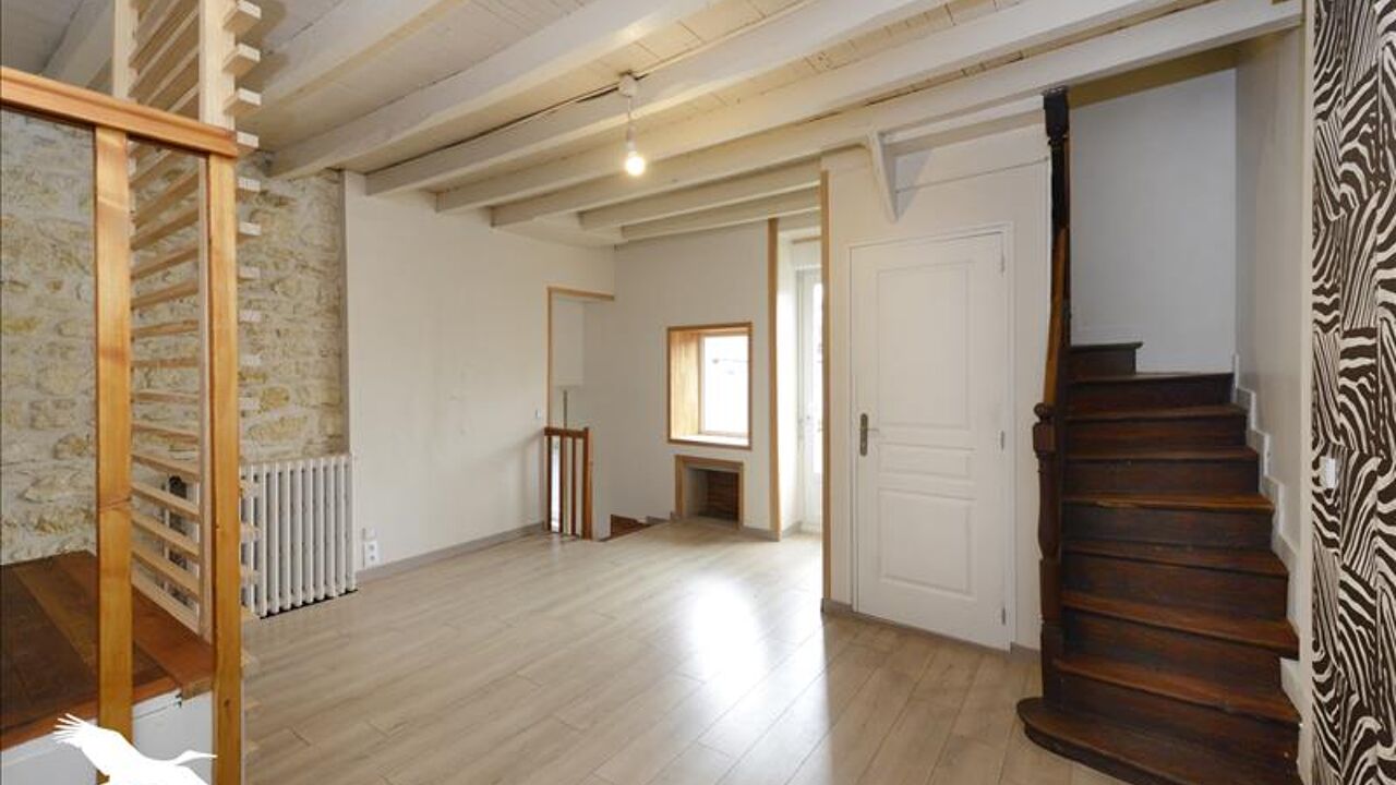 maison 5 pièces 143 m2 à vendre à Saint-Michel (16470)