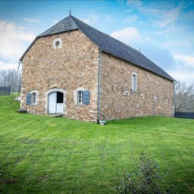 Maison 8 pièces 499800 €