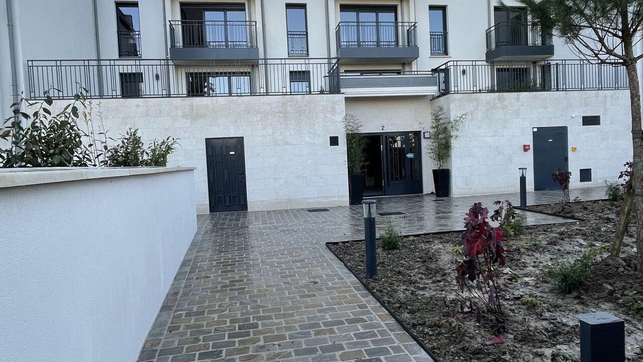 appartement 2 pièces 43 m2 à louer à Brunoy (91800)