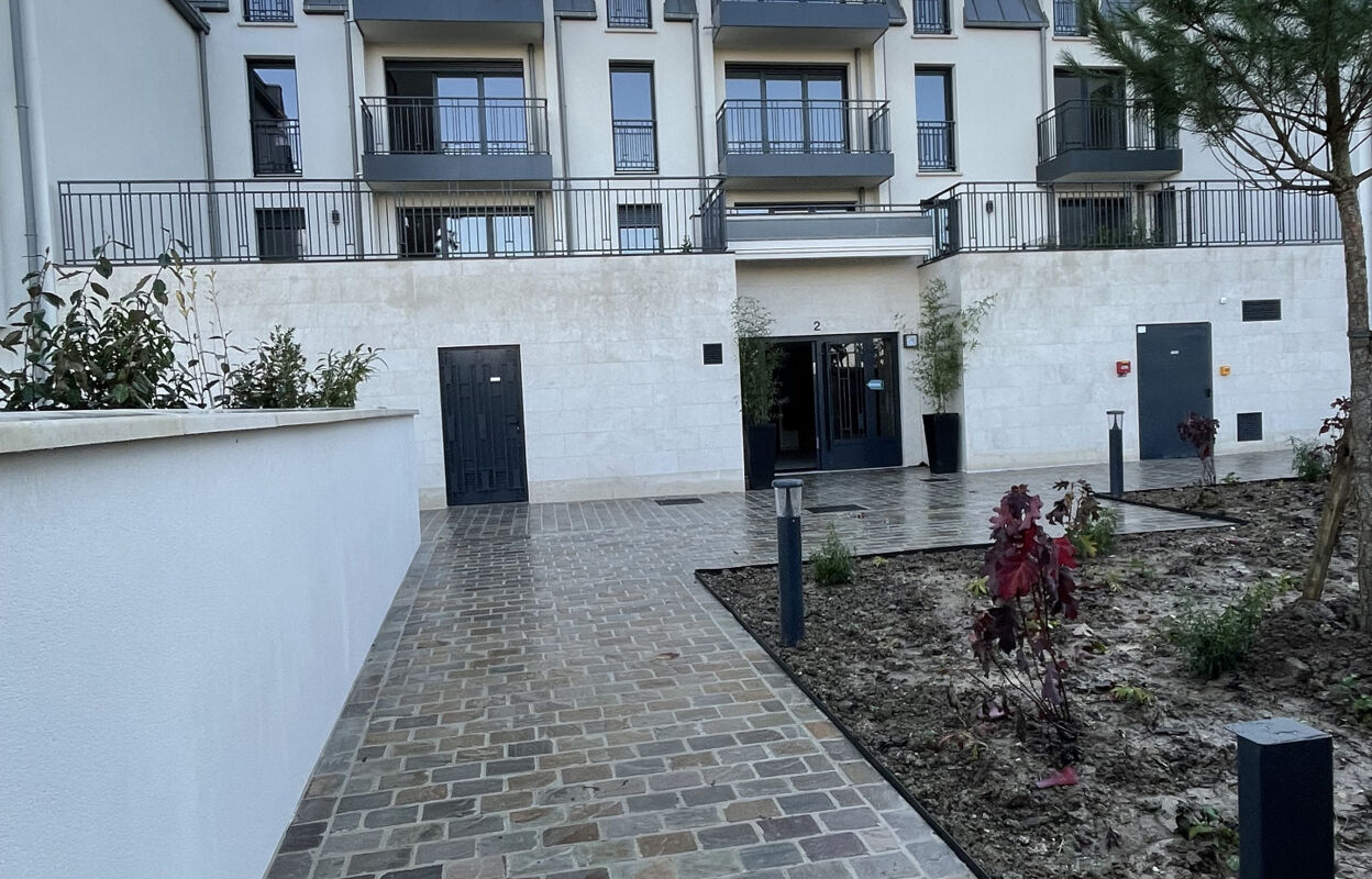 appartement 2 pièces 43 m2 à louer à Brunoy (91800)