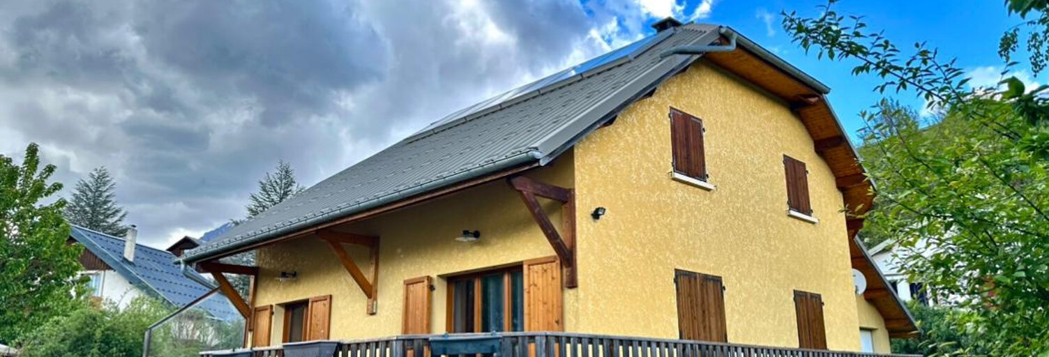 Maison 6 Pièces 180 m² à vendre à Barcelonnette (04400)