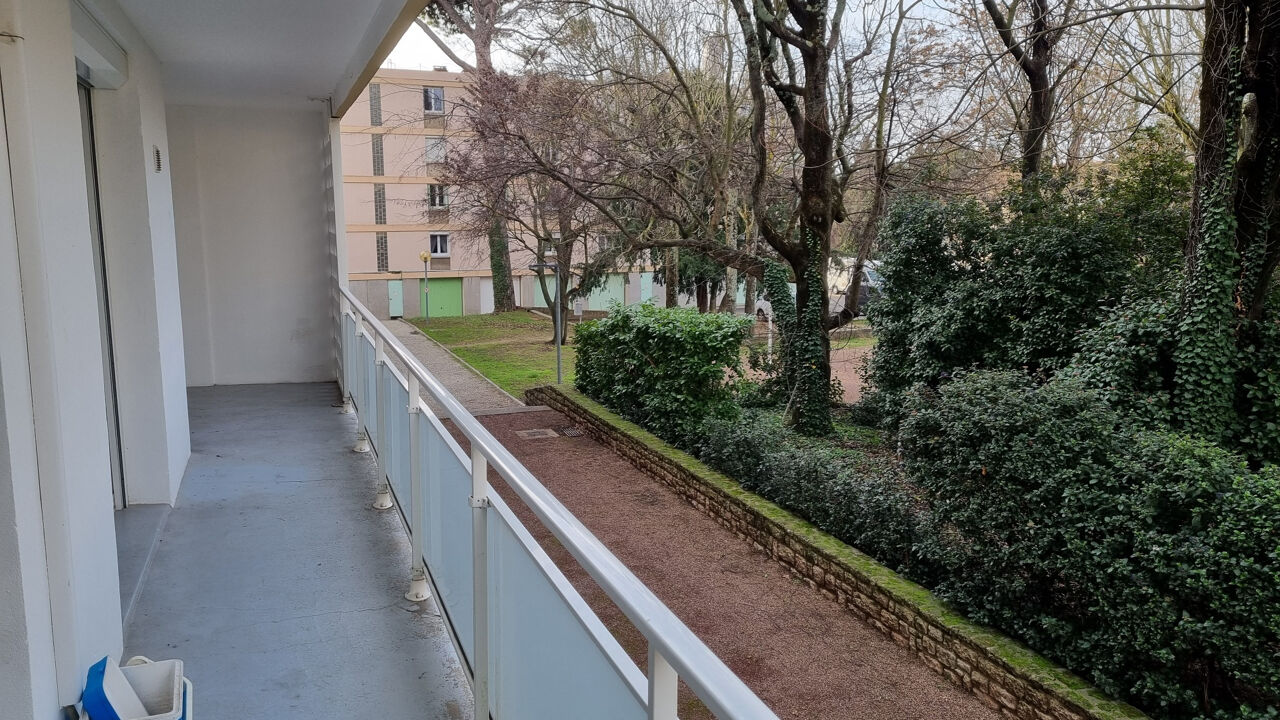 appartement 4 pièces 73 m2 à vendre à Morières-Lès-Avignon (84310)