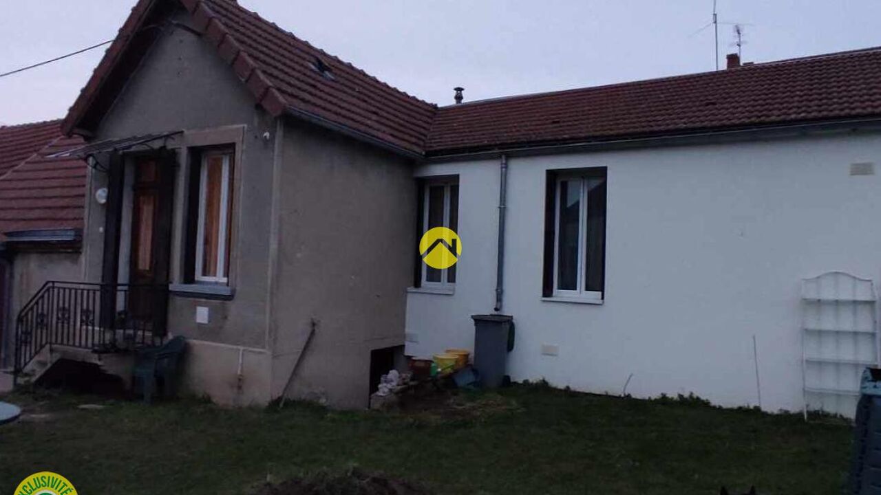 maison 3 pièces 45 m2 à vendre à Montmarault (03390)