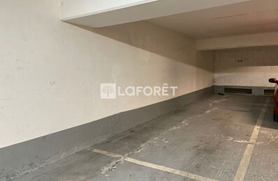 vente garage 12 500 € à proximité de Marseille 12 (13012)