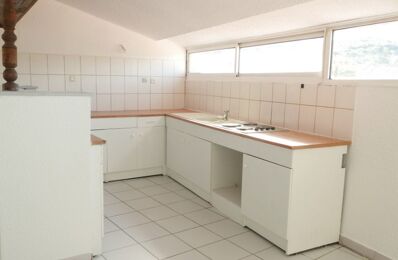 location appartement 540 € CC /mois à proximité de Saint-Bauzile (07210)