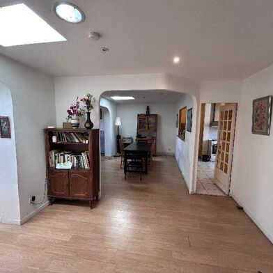 Appartement 1 pièces 580 €