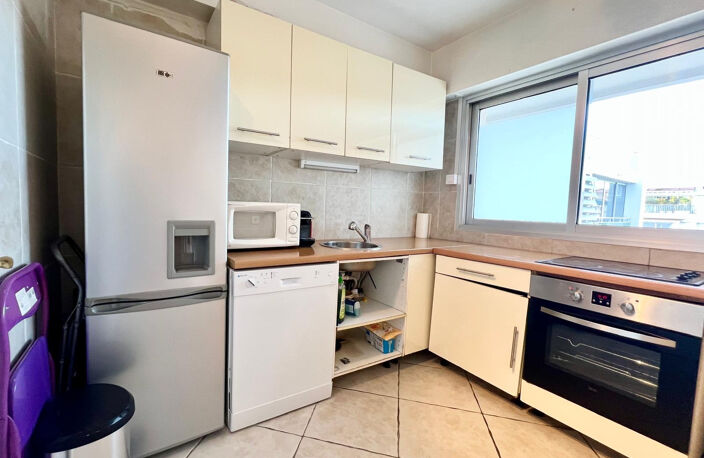 CANNES QUARTIER DES ANGLAIS  T2 OUEST 60M2 PROCHE CENTRE PAR — photo 5