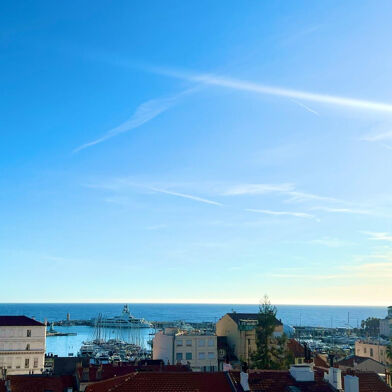 Appartement 3 pièces 407360 €