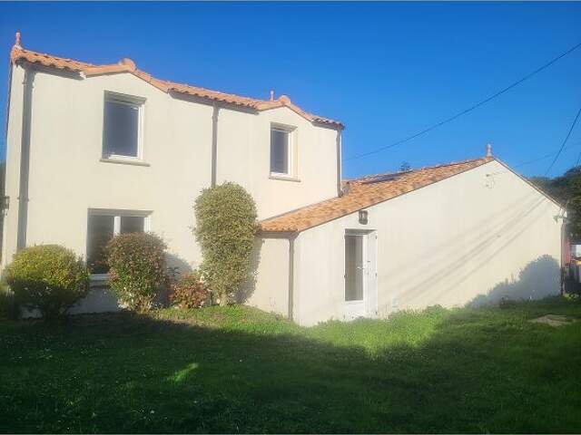 Maison - 139m ² — photo du bien