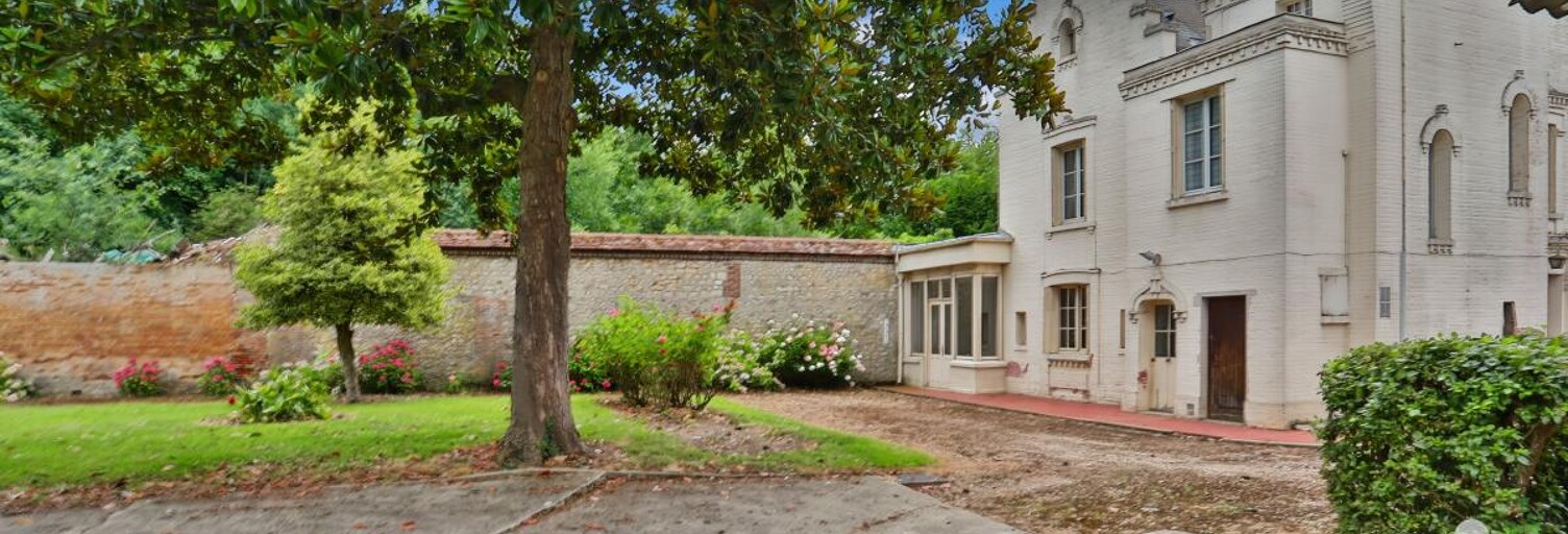 Maison 8 Pièces 222 m² à vendre à Gisors (27140)