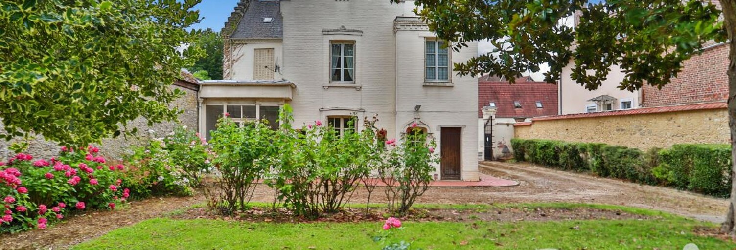 Maison 8 Pièces 222 m² à vendre à Gisors (27140)