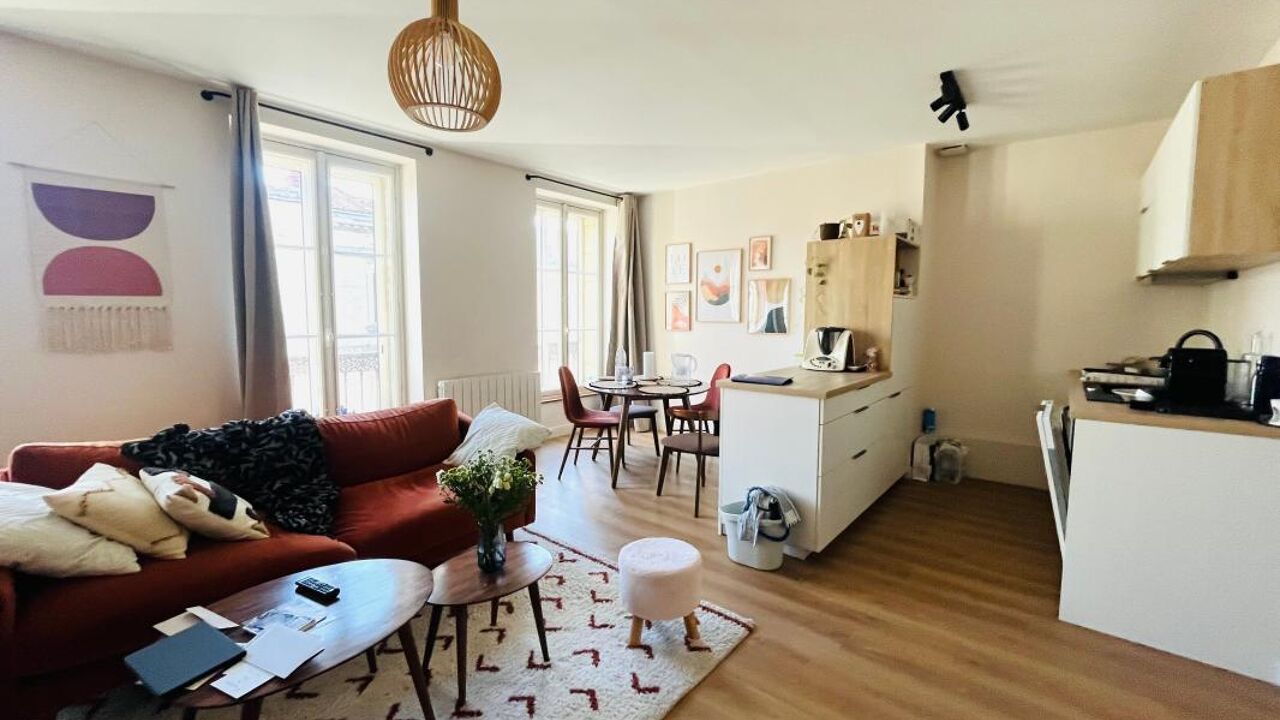 appartement 3 pièces 60 m2 à louer à Bordeaux (33000)