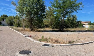 Terrain 327 m² à construire Le Puy-Sainte-Réparade (13610)