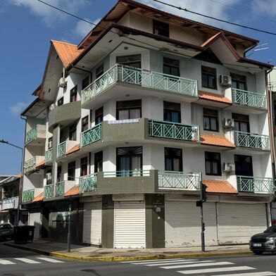 Immeuble  840000 €