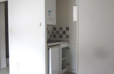 location appartement 310 € CC /mois à proximité de Mondeville (14120)