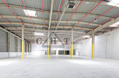 ENTREPOT LOGISTIQUE 2100M2 A LOUER ROSNY — photo du bien
