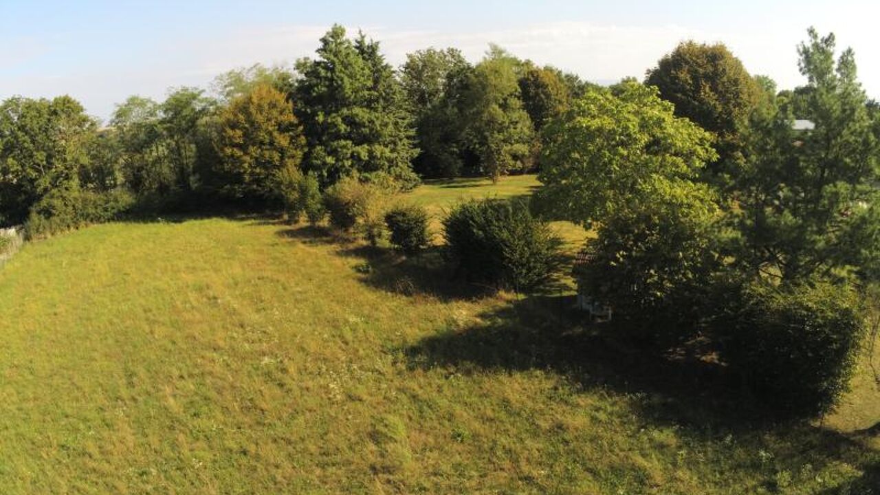 terrain  pièces 1810 m2 à vendre à Saint-Savin (38300)