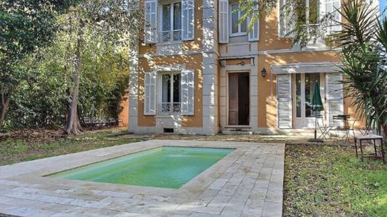 maison 6 pièces 205 m2 à vendre à Draguignan (83300)