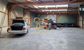 Garage  220 m² à louer à Champigny-sur-Veude (37120)