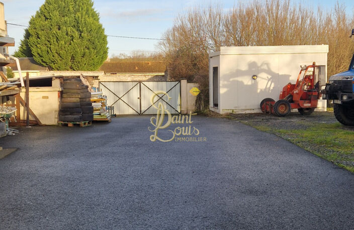 GARAGE DE 220 M2 ENV — photo 3