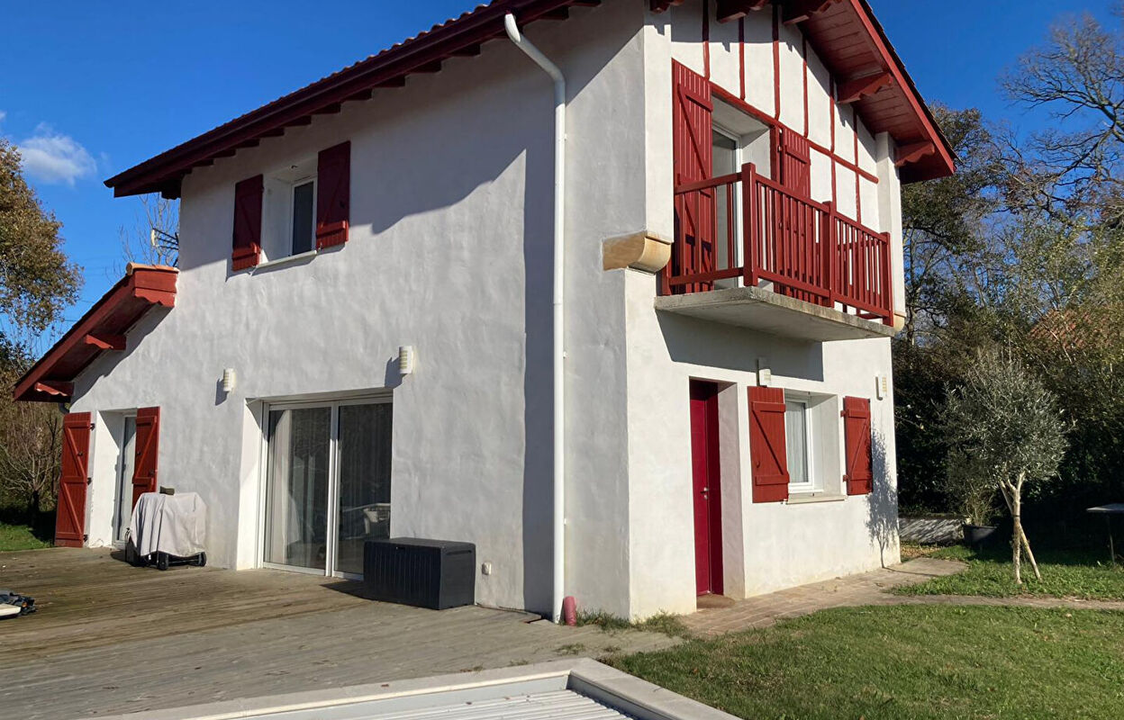 maison 4 pièces 118 m2 à vendre à Saint-Pée-sur-Nivelle (64310)