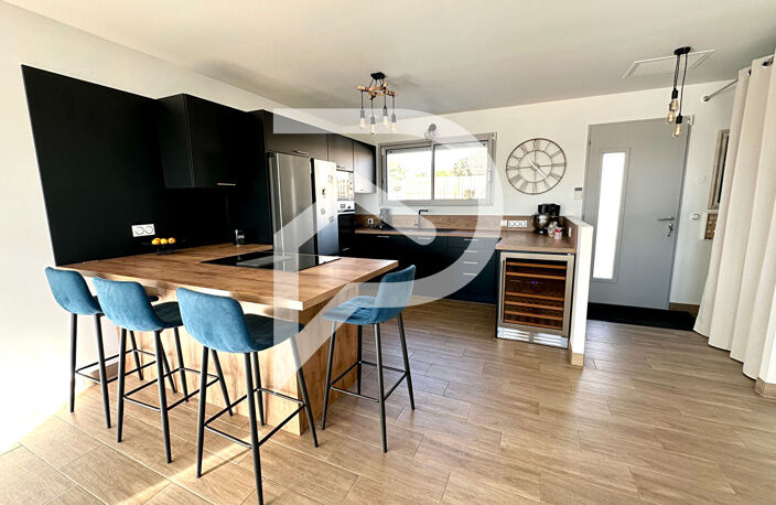La Motte D'aigues - Villa récente 4 pièces de 98 m2  hab - Ga... — photo 3
