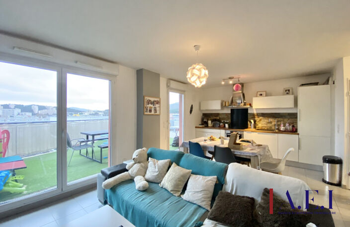 Appartement T3 avec grand toit terrasse, vue dégagée — photo 3