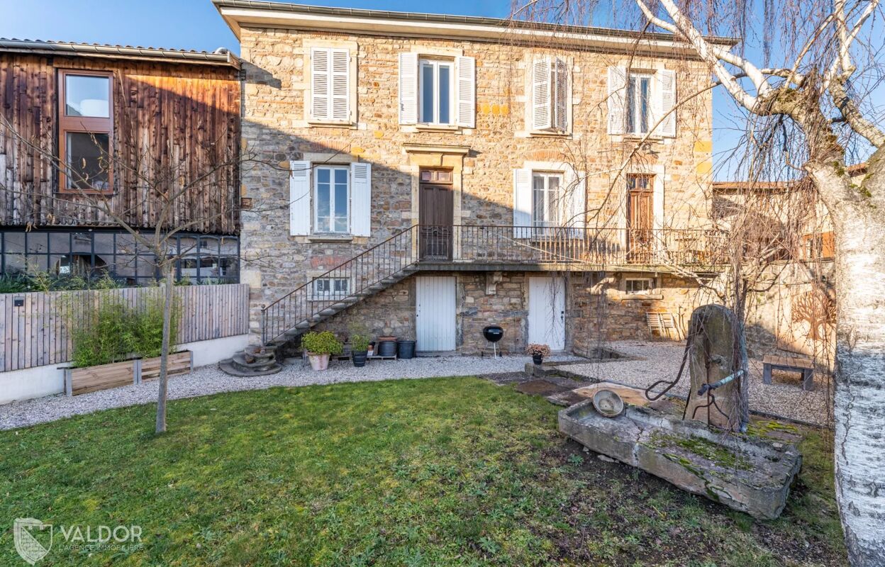 maison 6 pièces 177 m2 à vendre à Dardilly (69570)