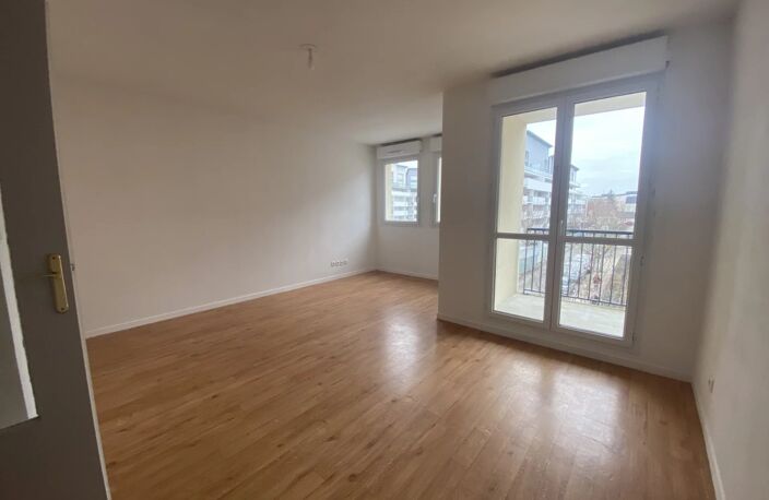 A VENDRE - Appartement 3 pièces Chartres-Lucé — photo 4