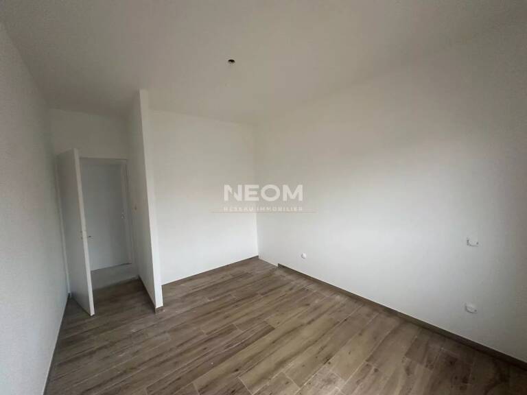 VILLA PLAIN PIED RT2012, 105 M² AVEC PISCINE ET GARAGE — photo 1